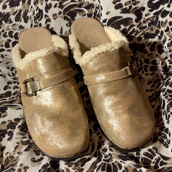 Italian clogs size 8 (I think). Gold. Worn once or twice with socks. - Picture 2 of 7